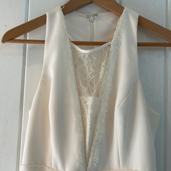 BCBG Generation - Picture 2 of 6